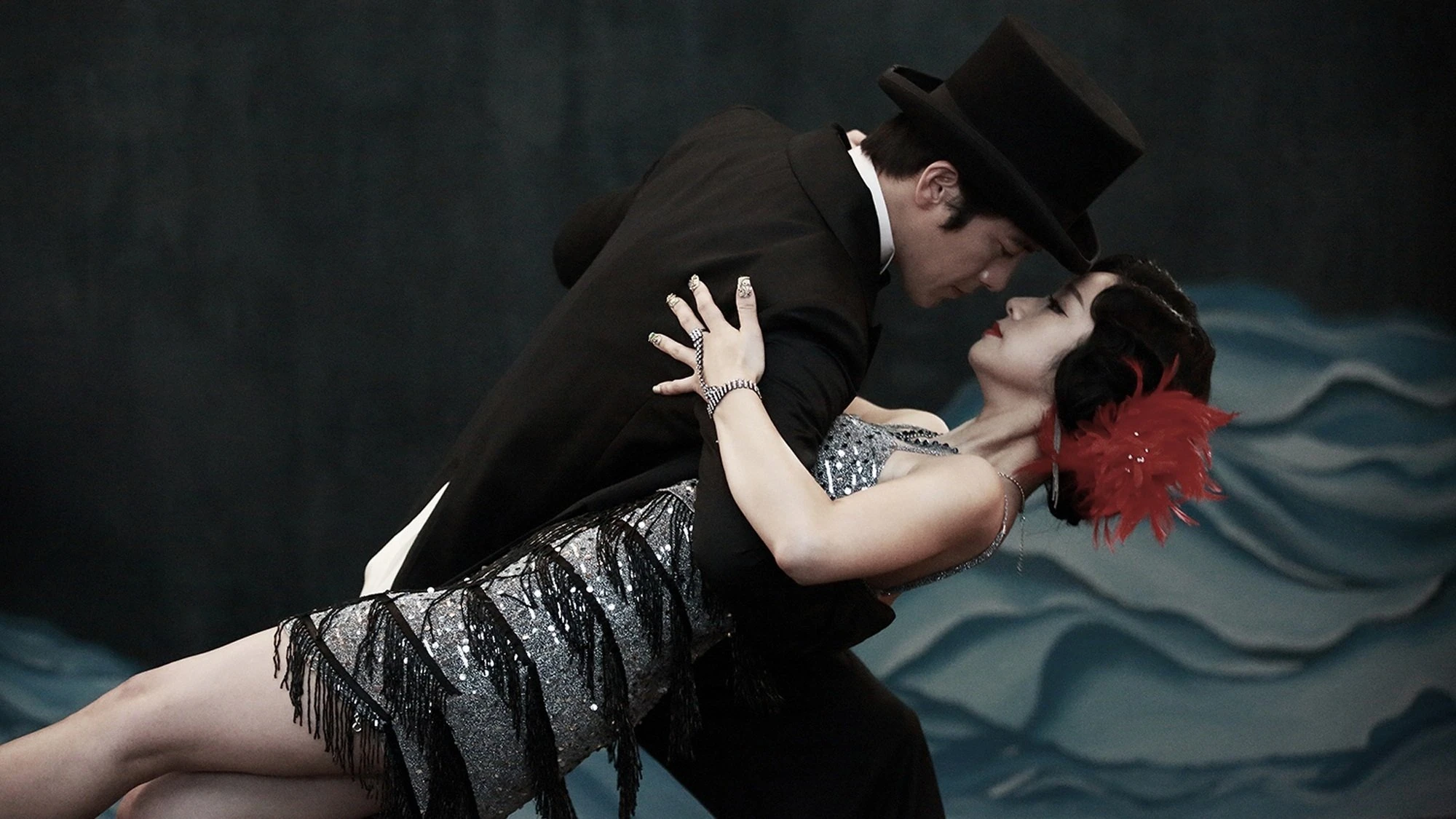 Phim Án Mạng Biệt Thự Đá - The Tooth and the Nail (2017)