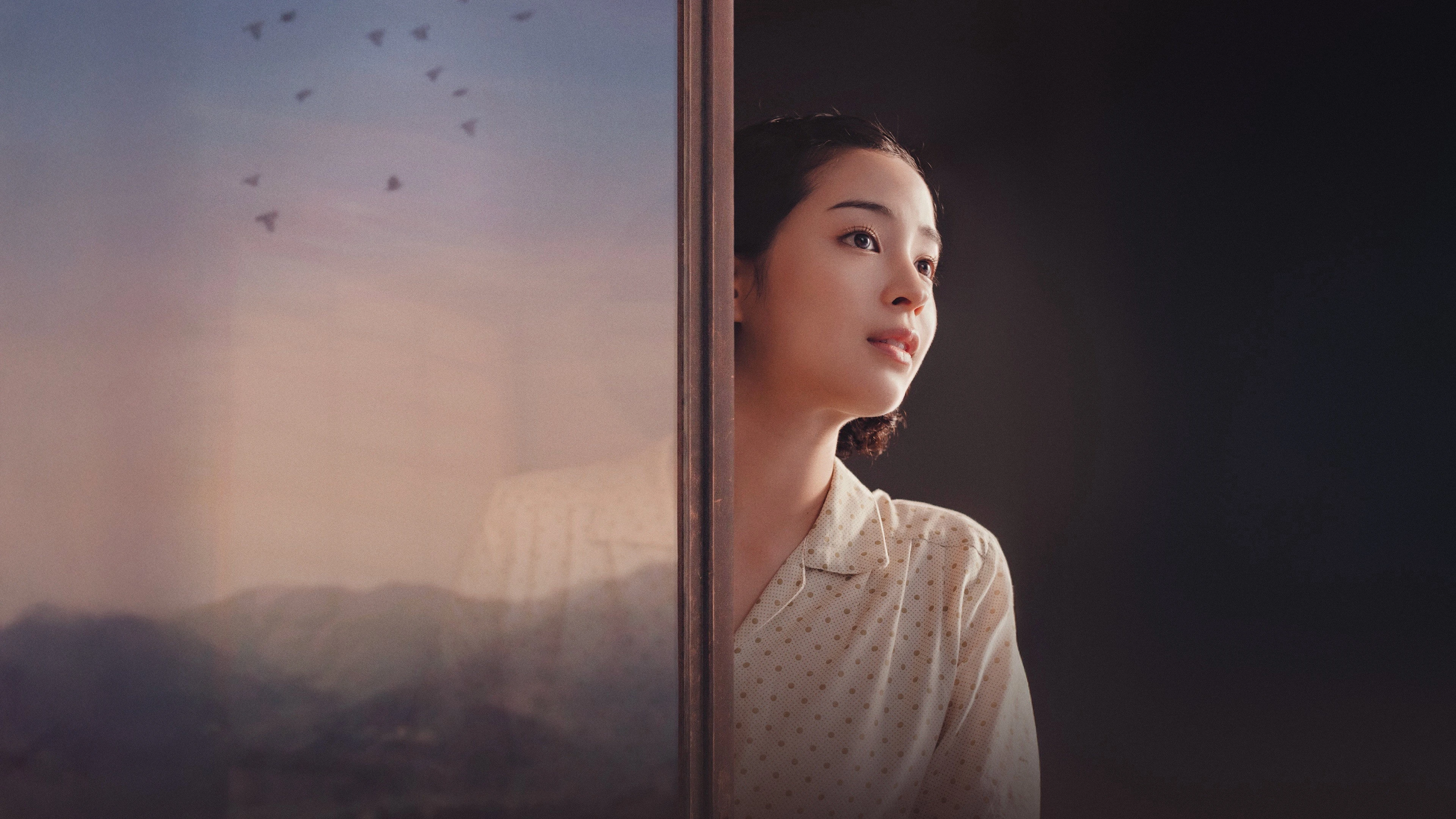 Cảnh đồi mờ xám