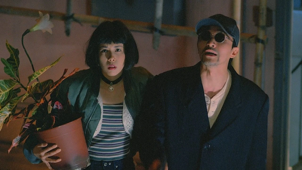 Phim Chuyên Gia Bắt Ma - Out of the Dark (1995)