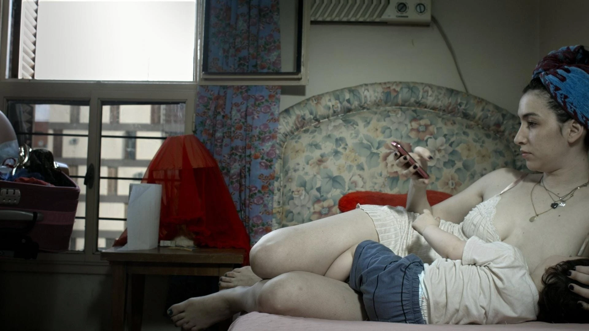 Phim Cuộc Sống Người Mẹ Trẻ - Alanis (2017)