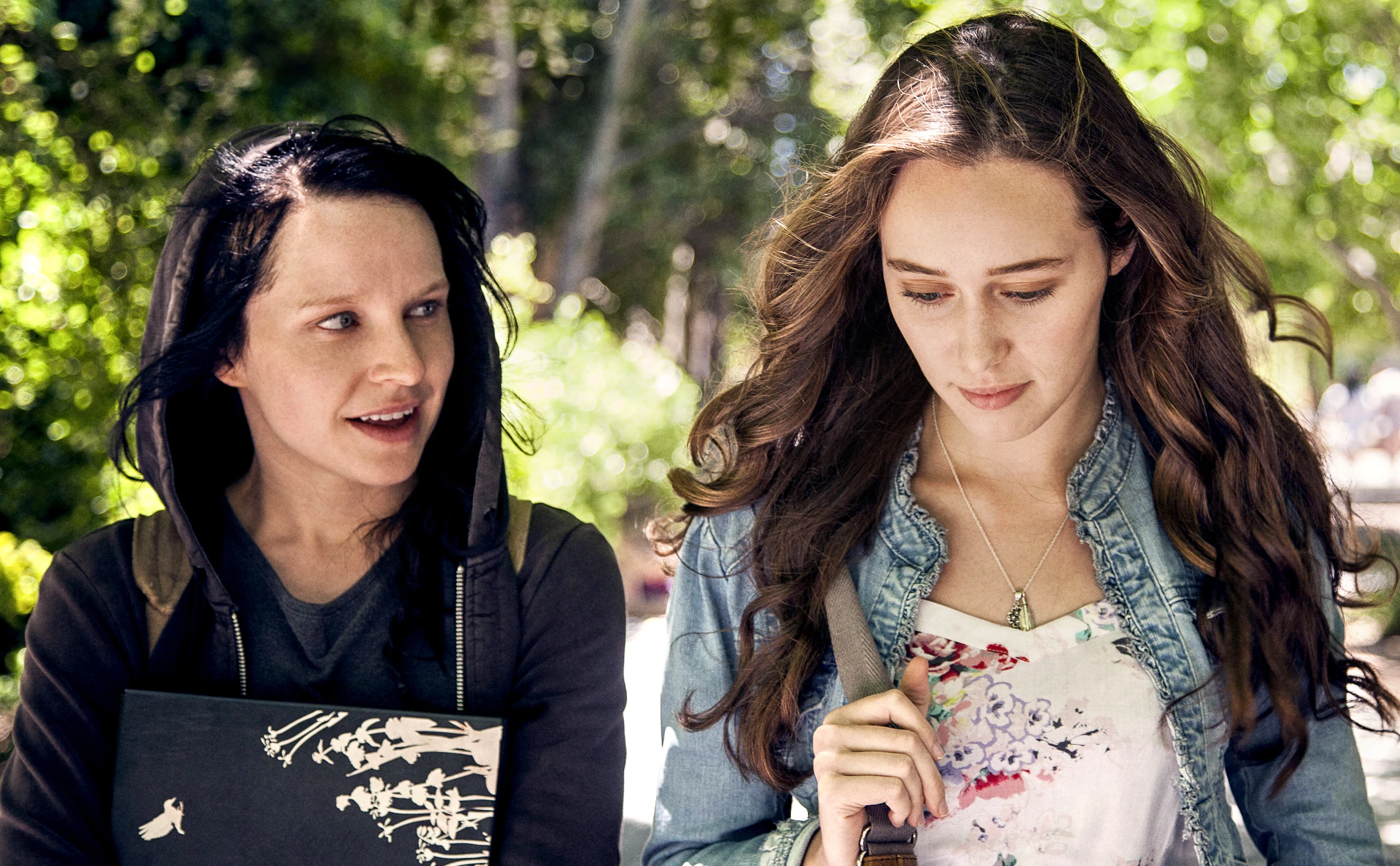 Phim Friend Request - Friend Request (2016)