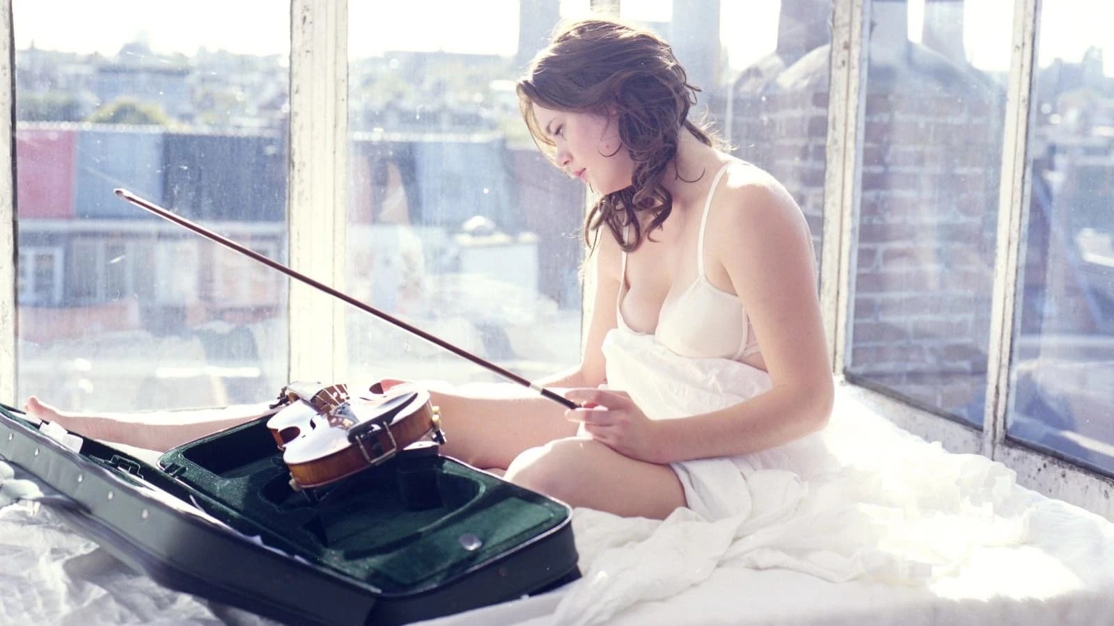 Phim Gia Điệu Gợi Tình - LelleBelle (2010)