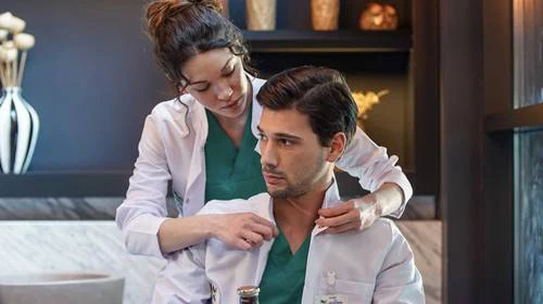 Phim Người Thầy Y Đức (Thổ Nhĩ Kỳ) - Kasaba Doktoru (2022)