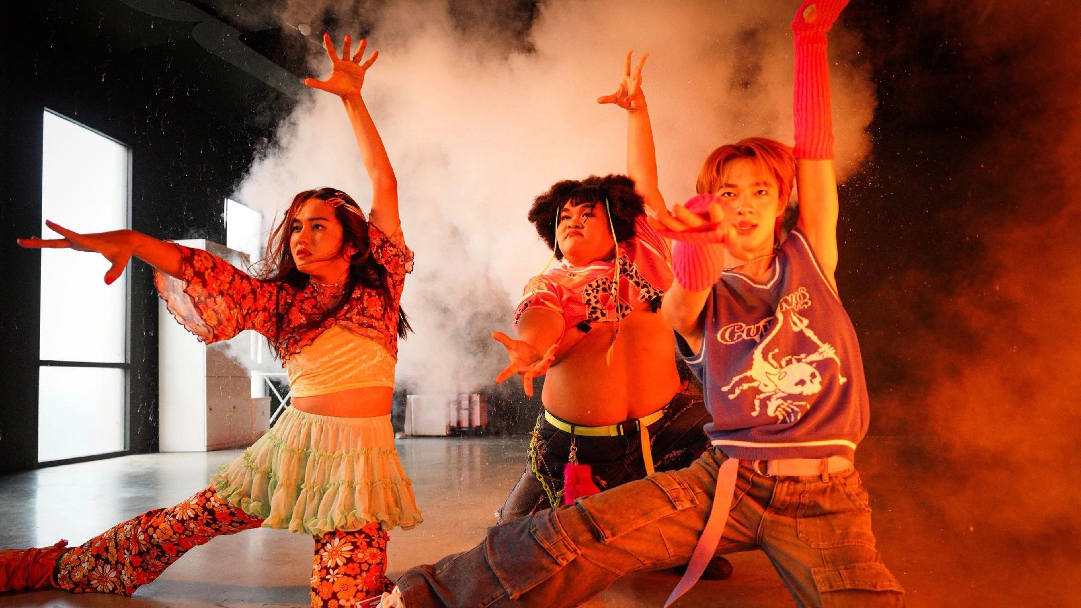 Phim Người đẹp và quái lạ - Beauty and the Beat (2025)