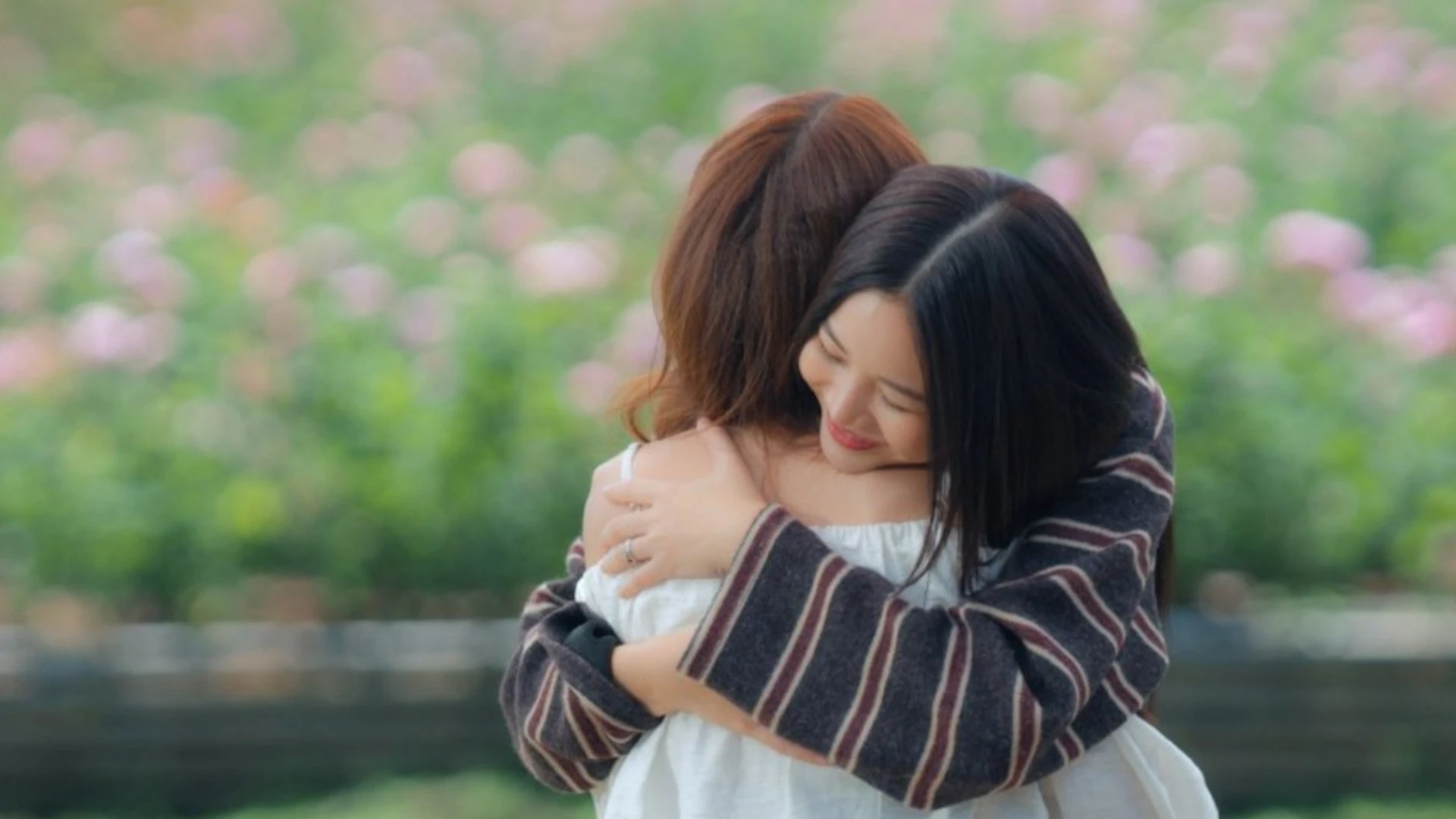 Phim Se Duyên Địa Đại - The Earth (2026)